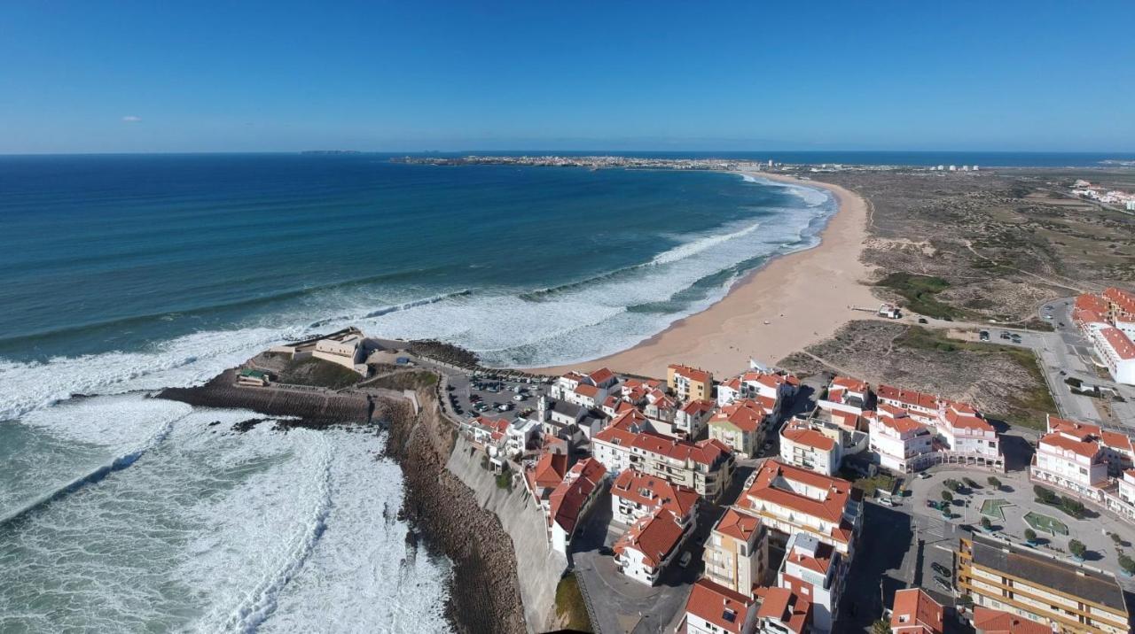 Surf And Stones Apartment Peniche Exterior foto