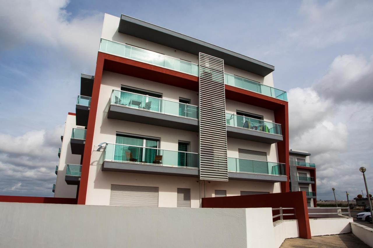 Surf And Stones Apartment Peniche Exterior foto